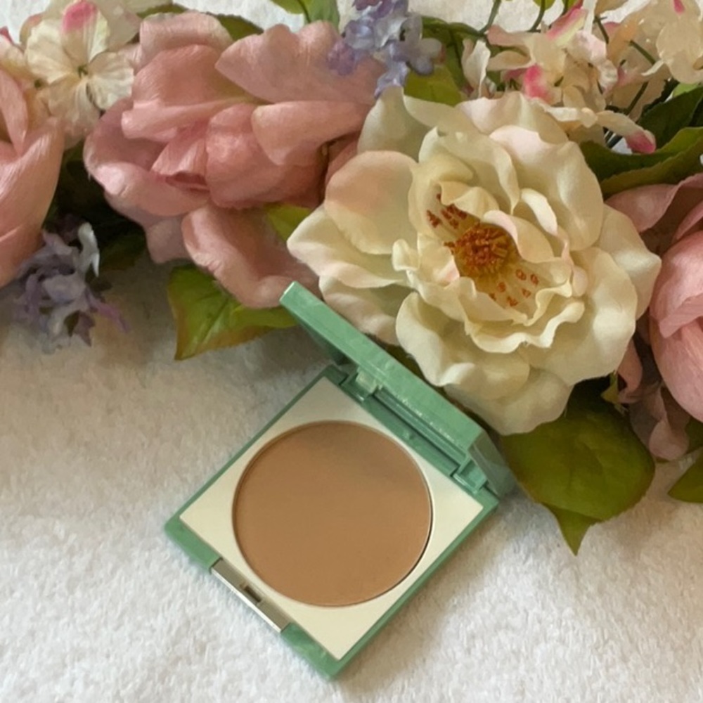 Clinique Foundation Palette Barely Used